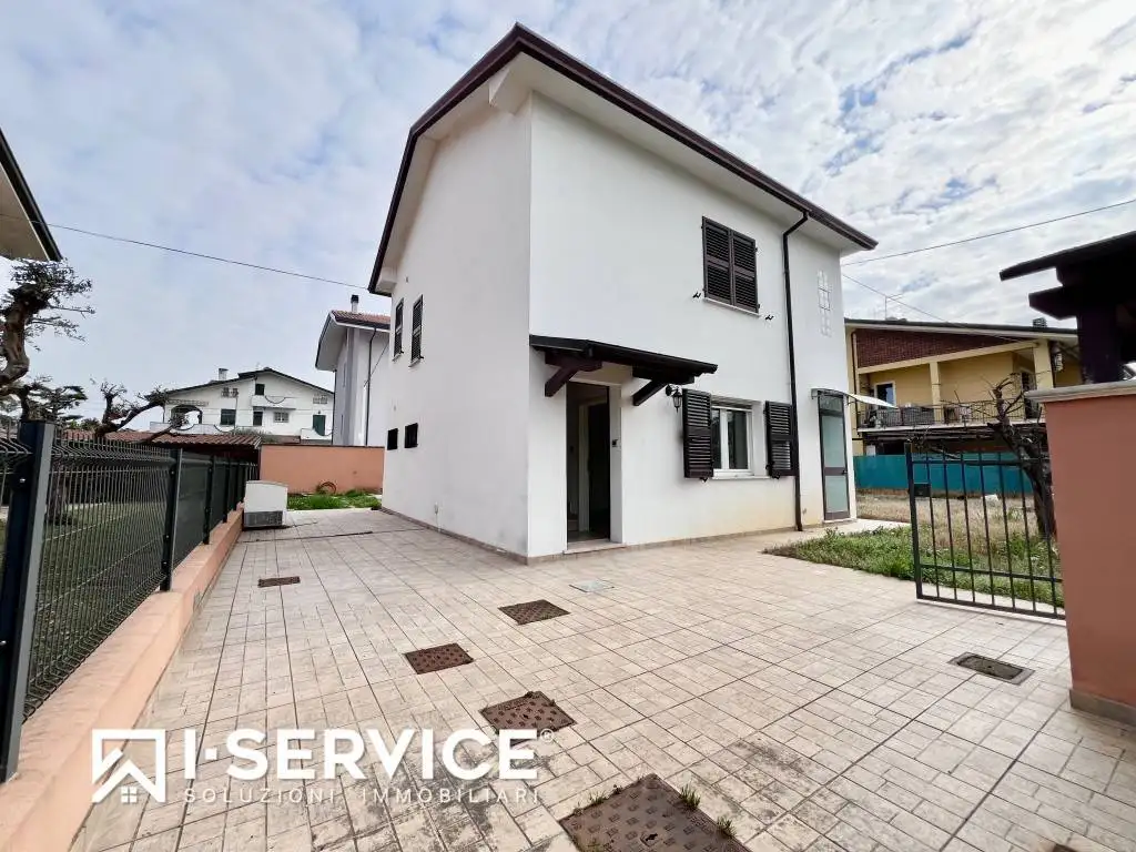 Casa indipendente in vendita a Gatteo