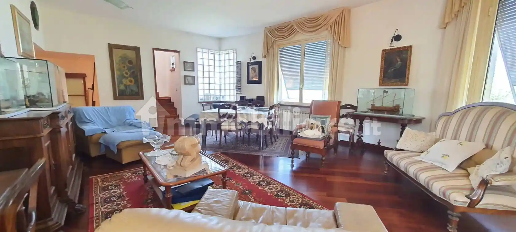 Villa in vendita a Arcola