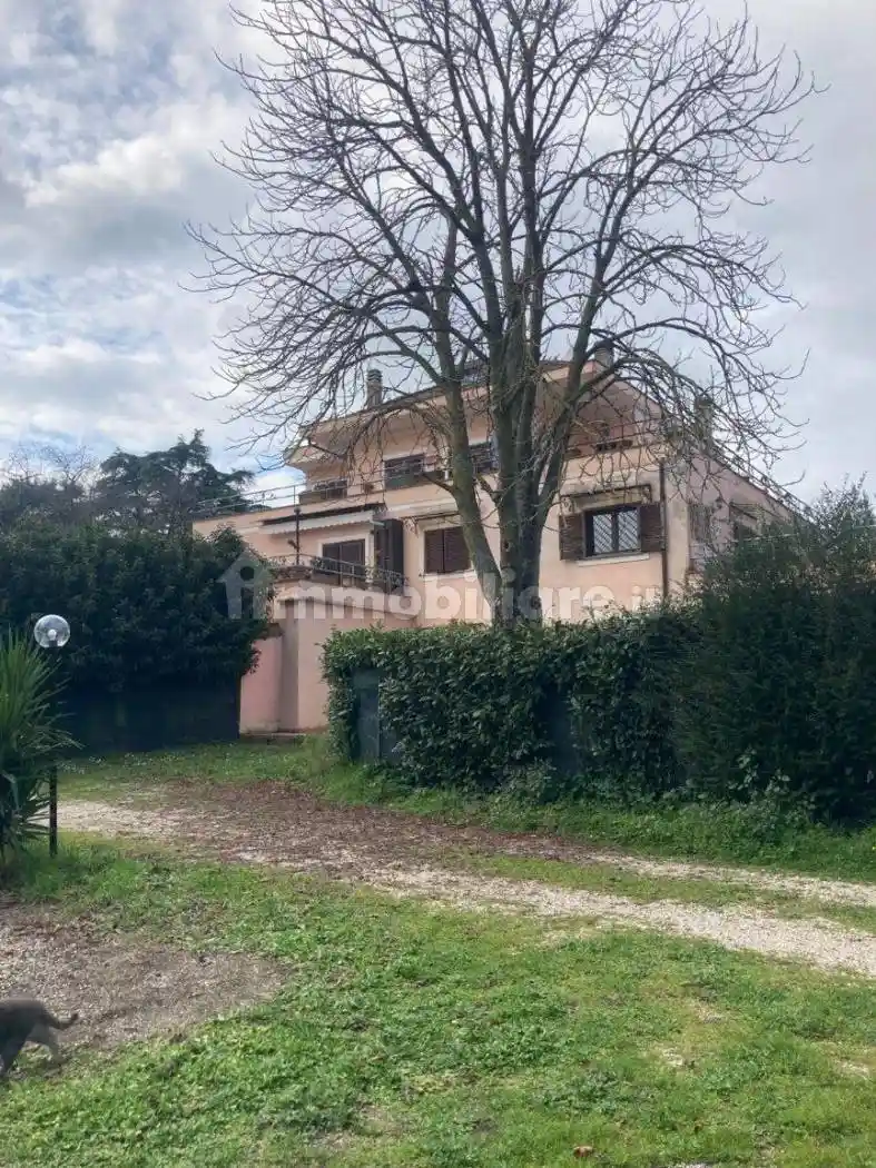 Appartamento in vendita a Formello