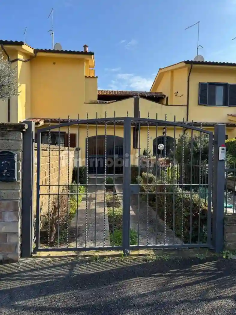 Villetta a schiera - foto 2