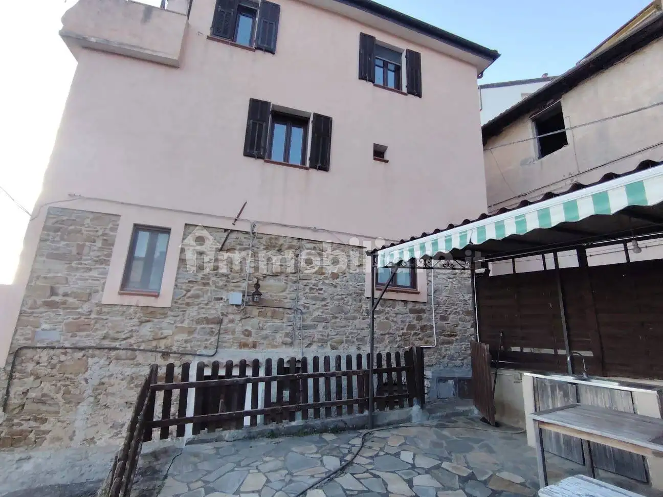 Appartamento in vendita a Perinaldo