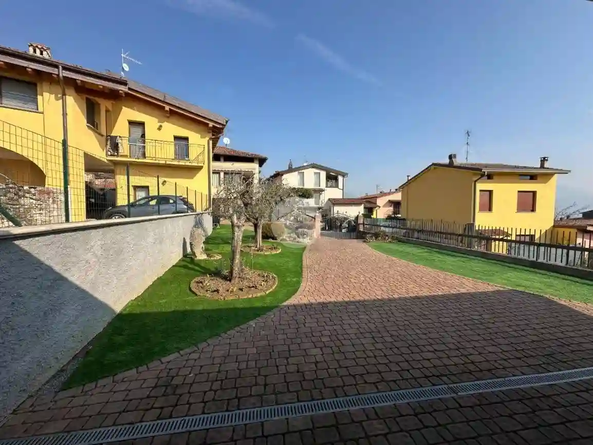 Villetta a schiera - foto 2