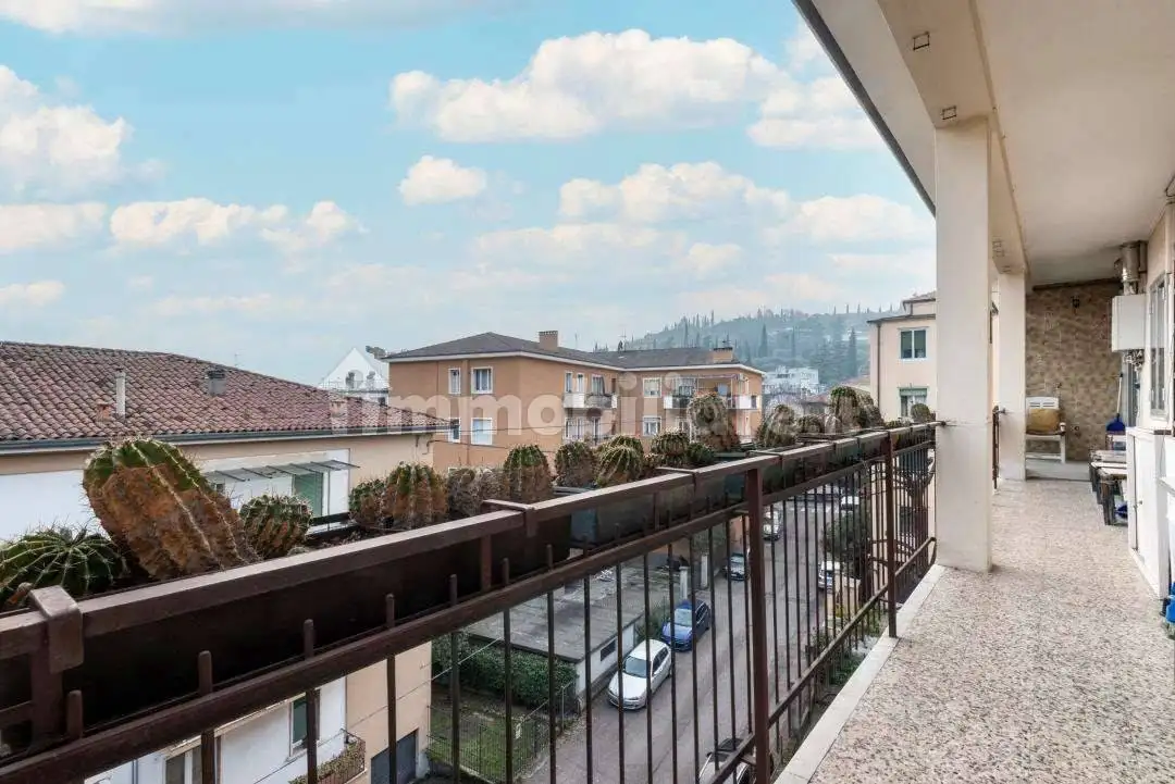 Appartamento in vendita a Verona