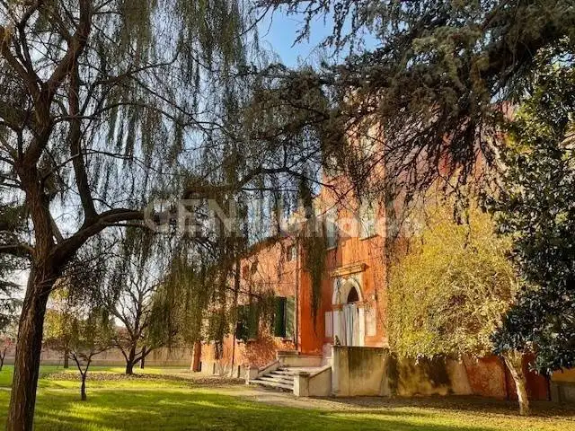 Villa in vendita a Bergantino