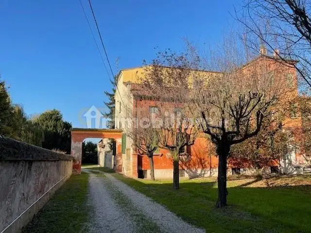 Villa unifamiliare piazza Giacomo Matteotti 90, Centro, Bergantino - foto 5