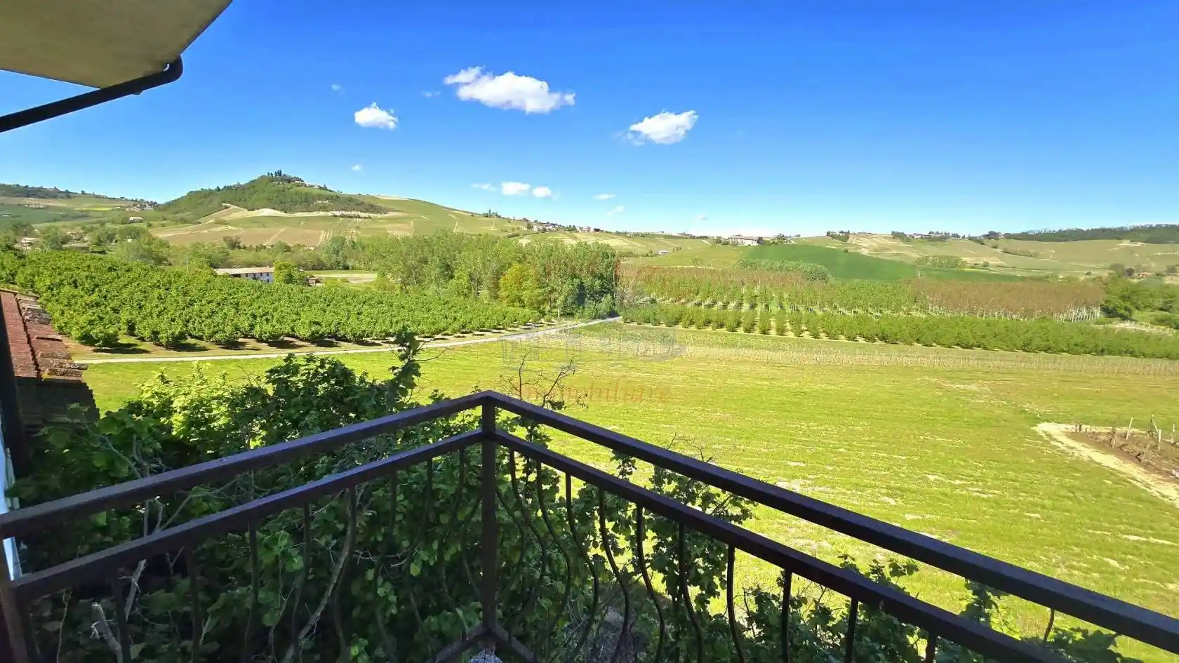 Villa in vendita a Costigliole d'Asti