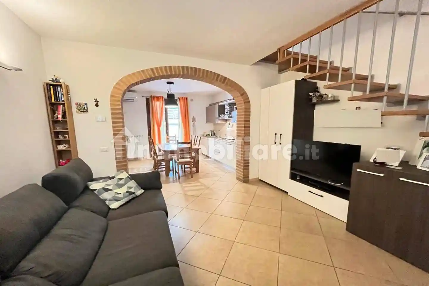 Appartamento in vendita a Gambassi Terme