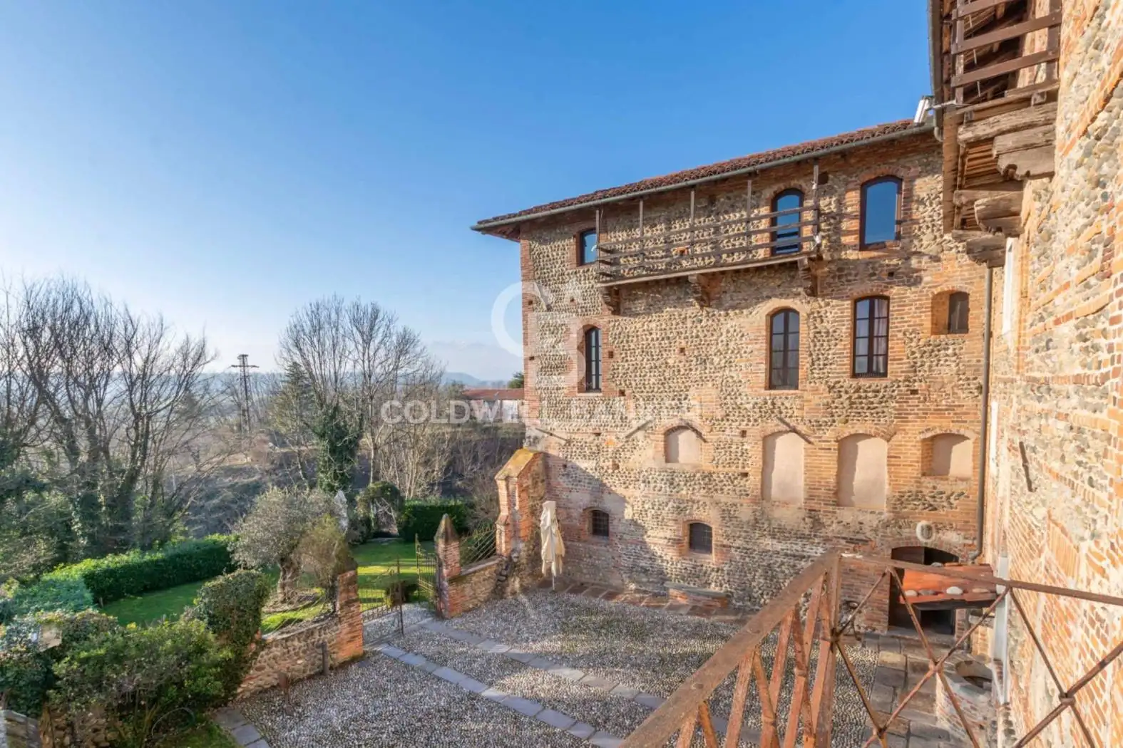 Palazzo - Edificio in vendita a Castelletto Cervo
