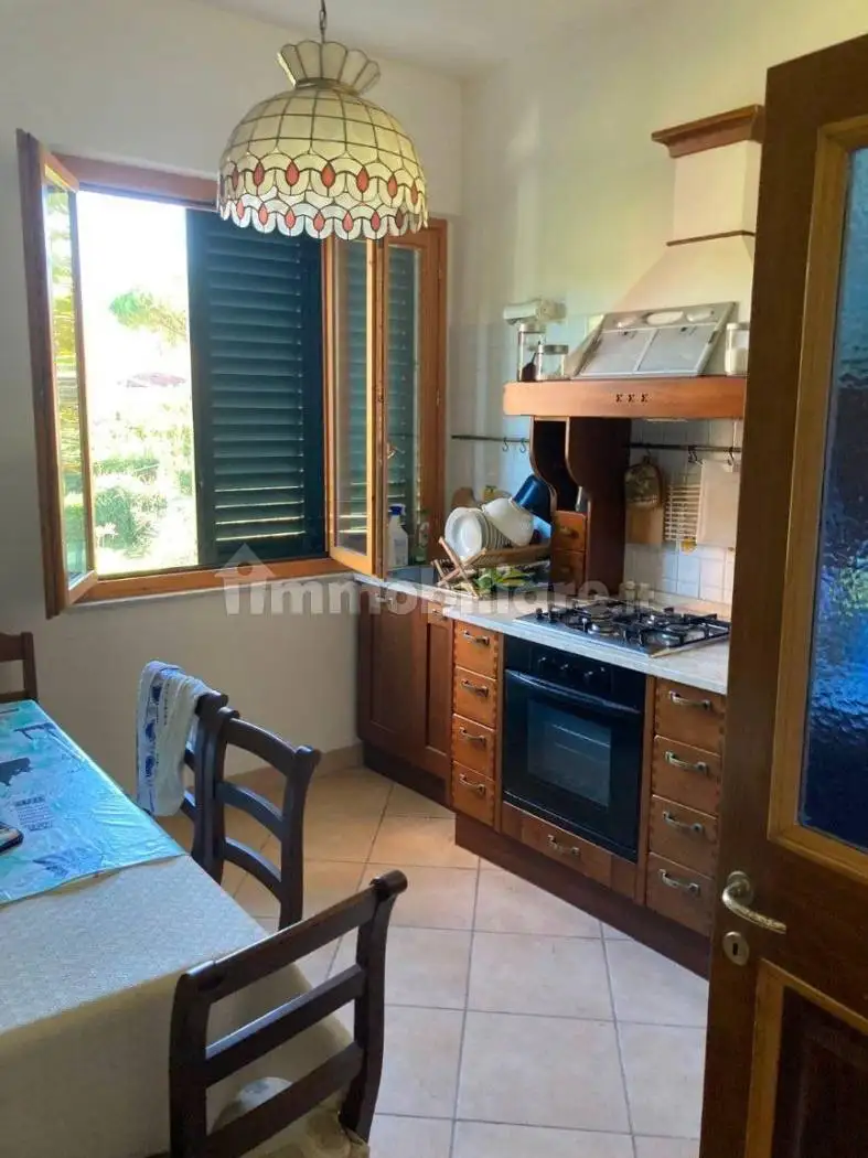 Villa in affitto a Massa