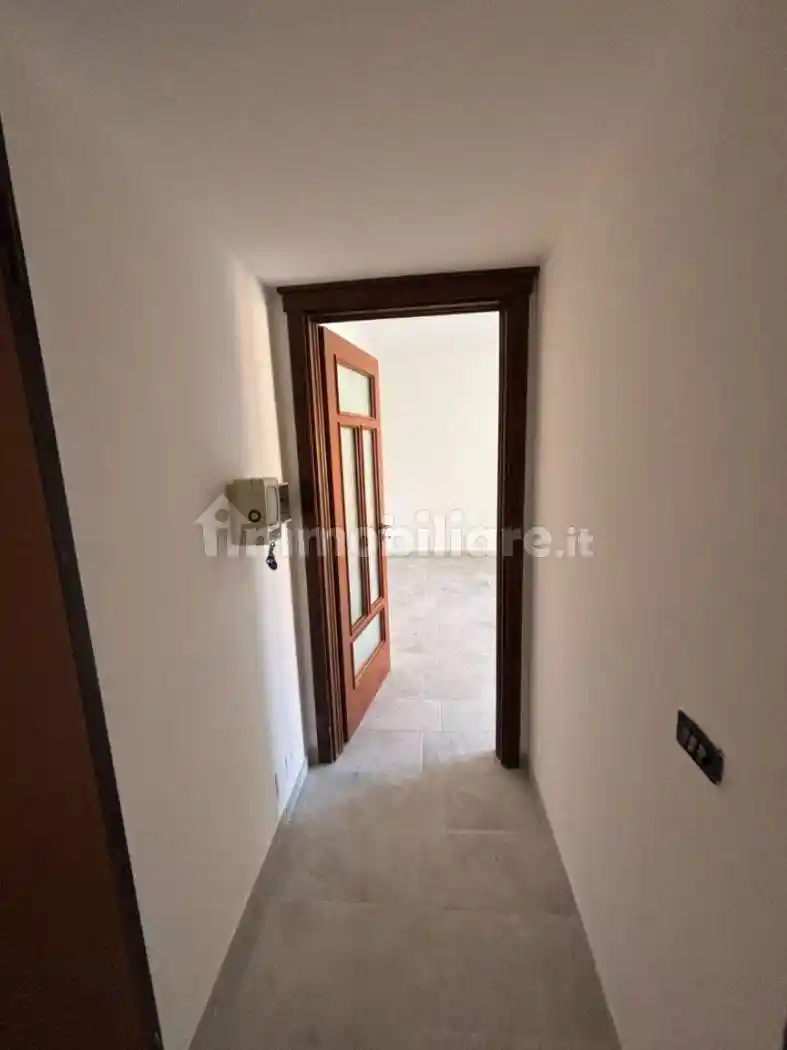 Bilocale corso Vittorio Emanuele, Emanuele II, C. Colombo, Morelli e Silvati, Avellino - foto 3