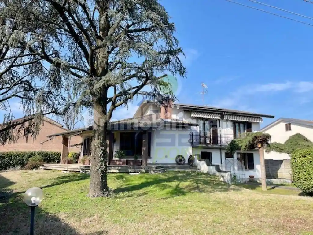 Casa indipendente in vendita a Caorso