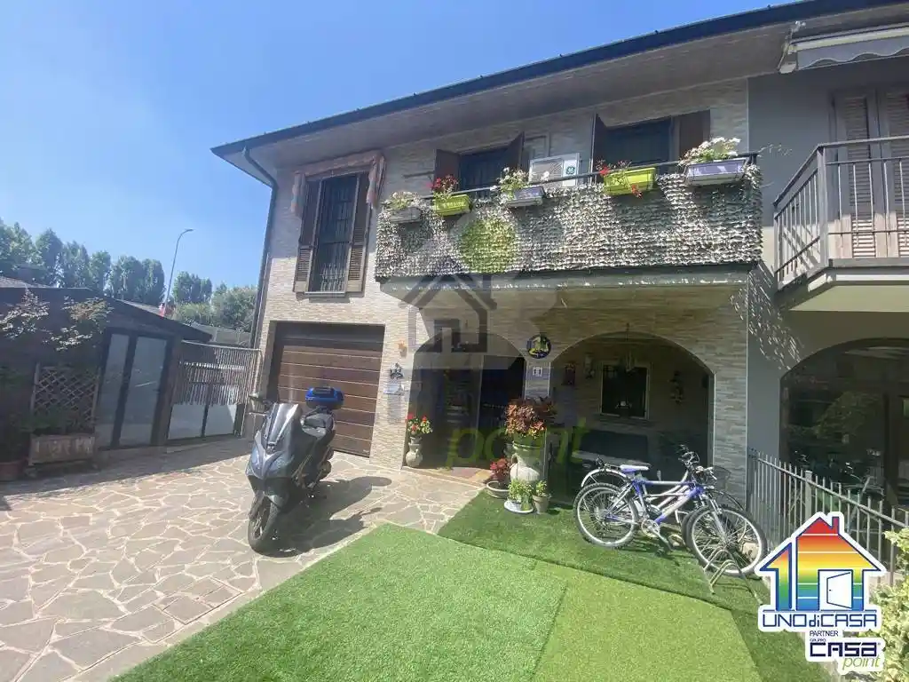 Villa in vendita a Agnadello