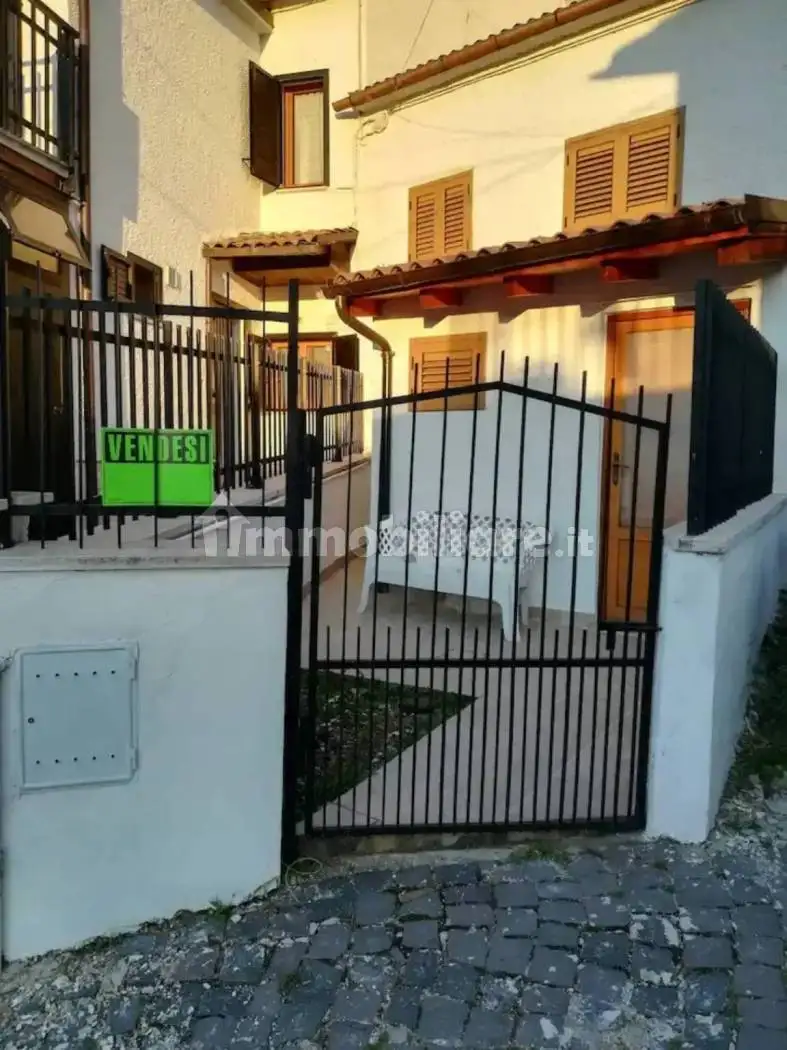 Terratetto unifamiliare via San Sebastiano, Castel del Monte - foto 4