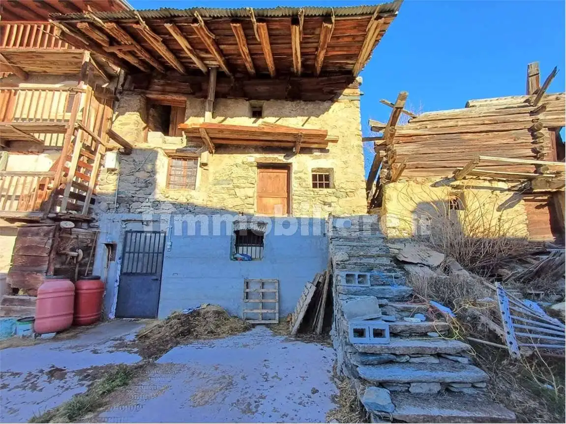 Rustico - Casale in vendita a Challand-Saint-Anselme