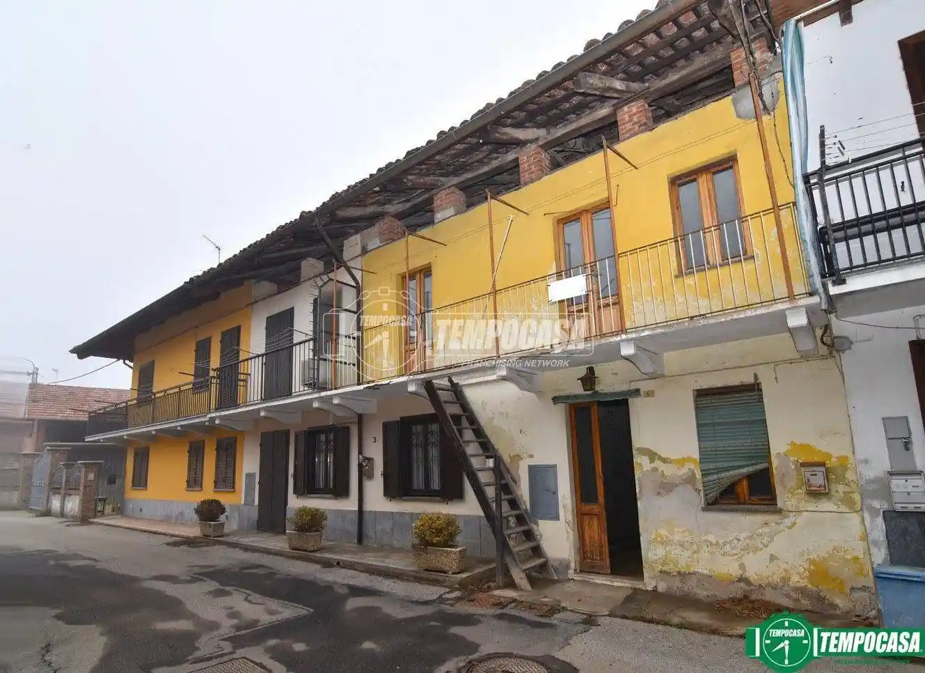 Casa indipendente in vendita a Front