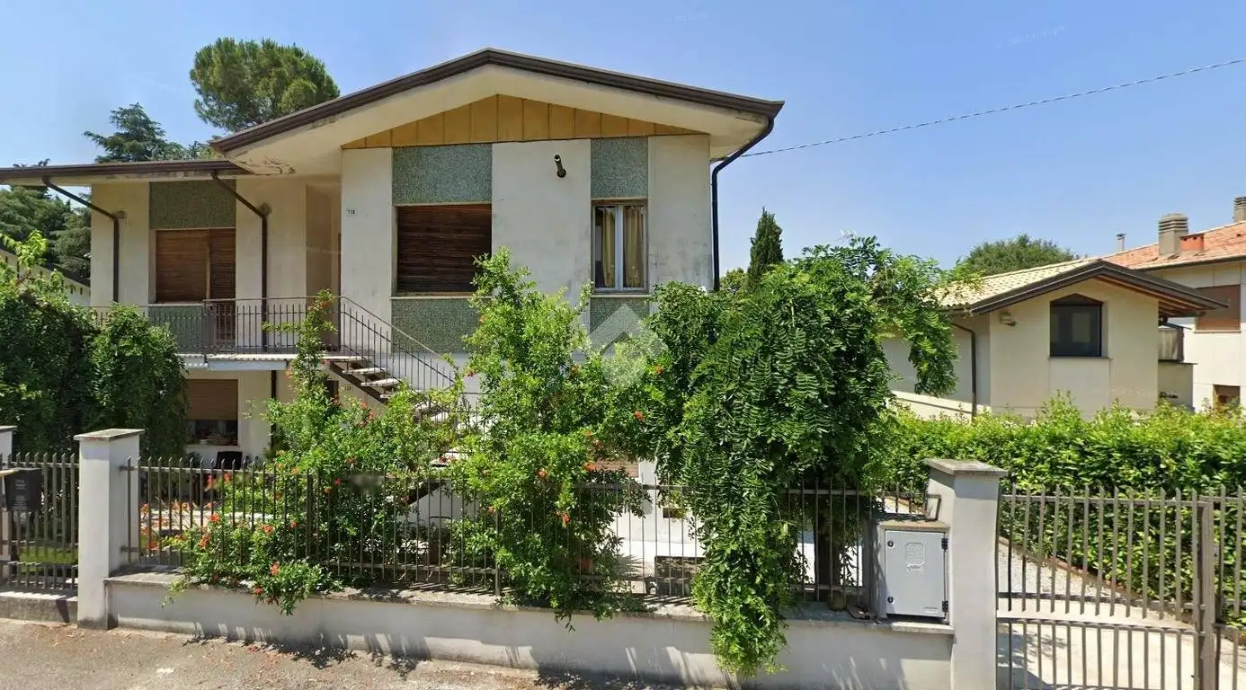 Villa in vendita a Cesena