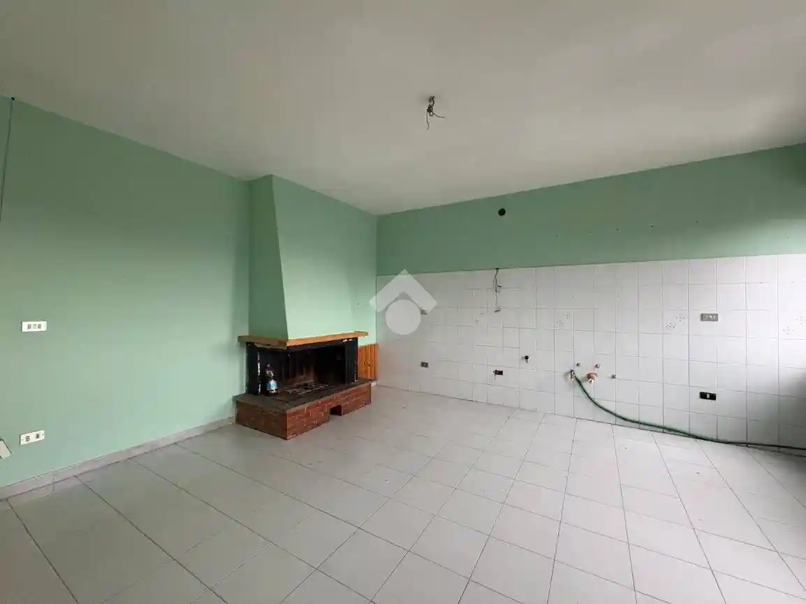 Quadrilocale via Michelangelo 8, Centro, Spezzano della Sila - foto 5