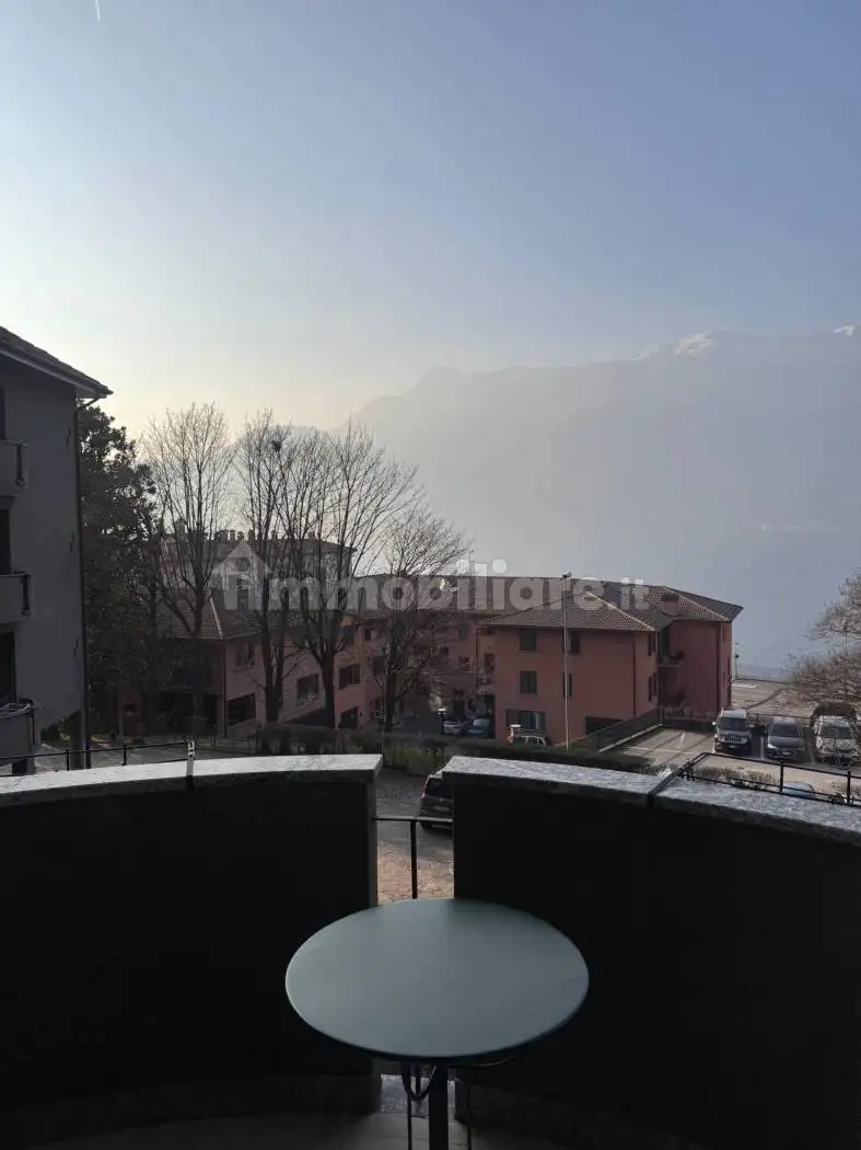 Appartamento in affitto a Bellano