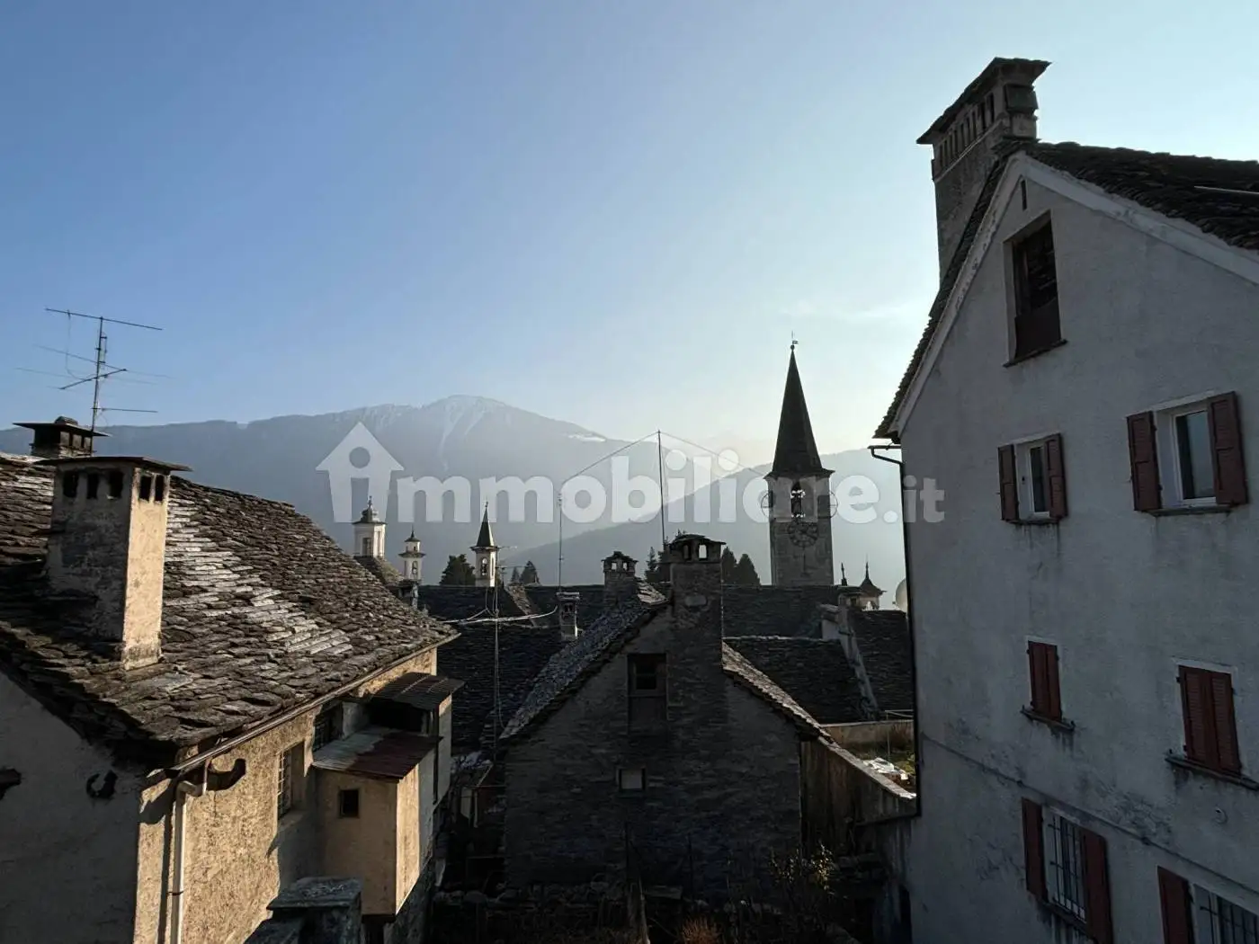 Trilocale ottimo stato, primo piano, Centro, Craveggia - foto 3