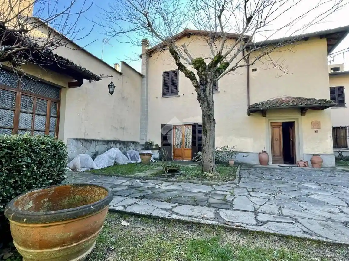 Villa in vendita a Scarperia e San Piero