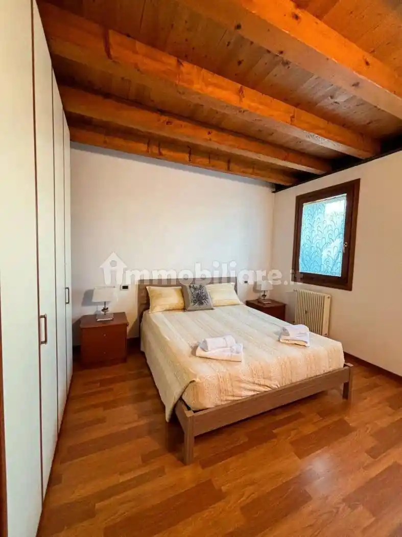 Appartamento in affitto a Colle Umberto