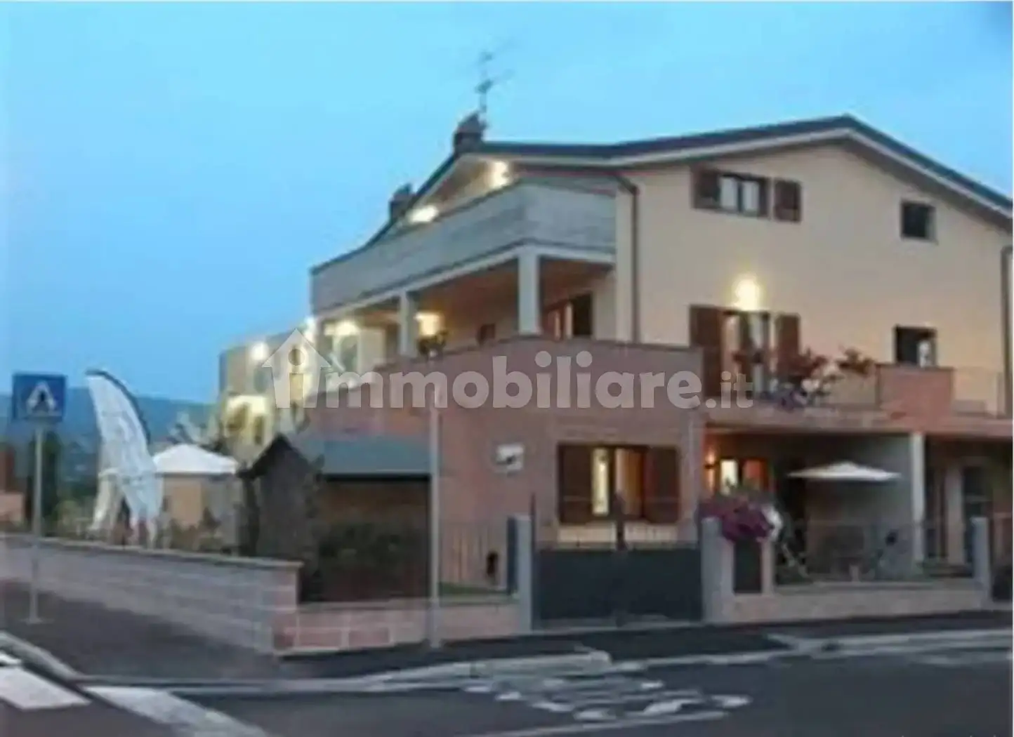 Villetta a schiera in vendita a Arezzo