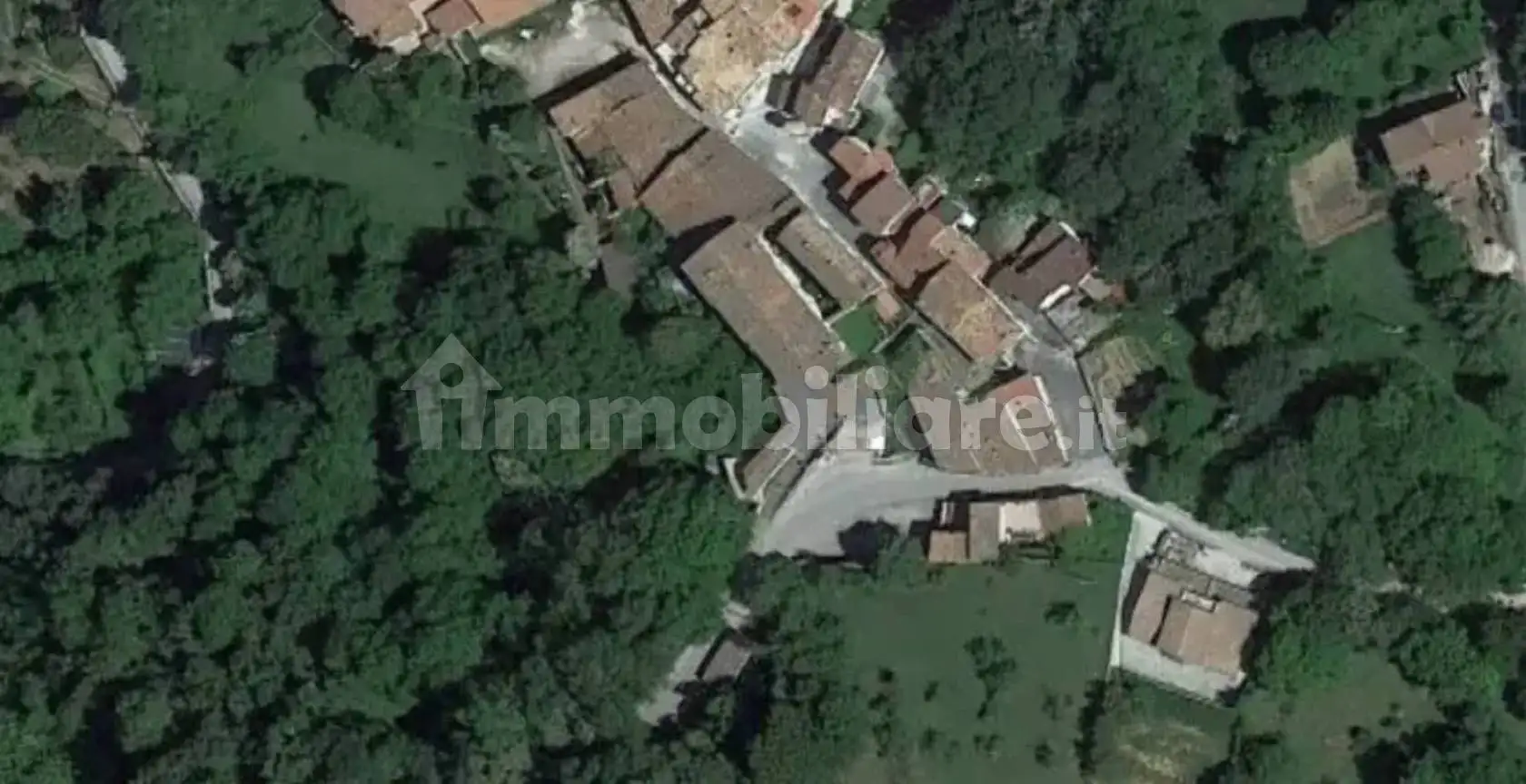 Casa indipendente in vendita a Lucoli