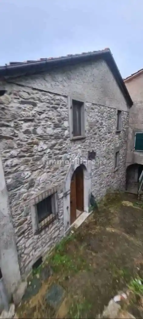 Appartamento in vendita a Fivizzano