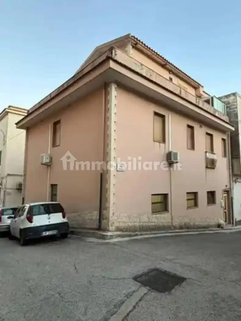 Casa indipendente in vendita a Modica