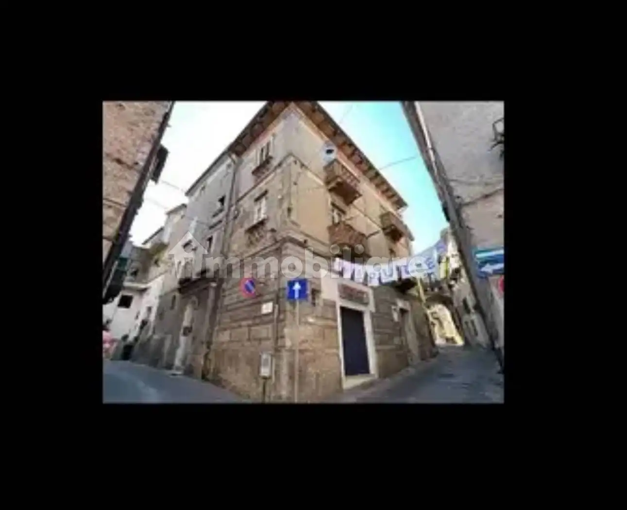 Palazzo - Edificio in vendita a Vairano Patenora