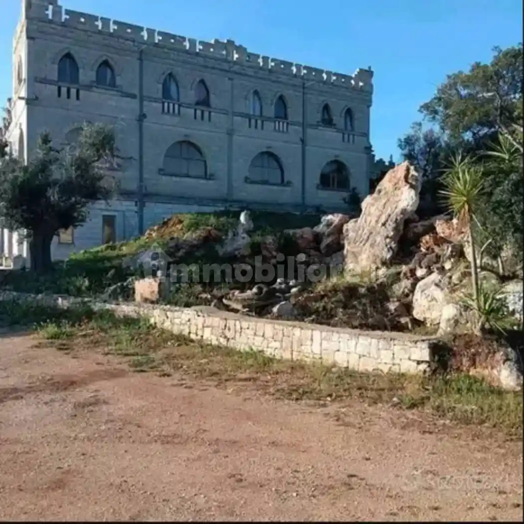 Rustico - Casale in vendita a Carovigno
