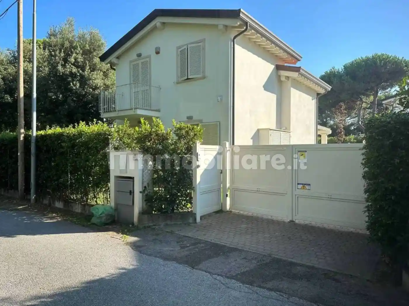 Villa in vendita a Montignoso