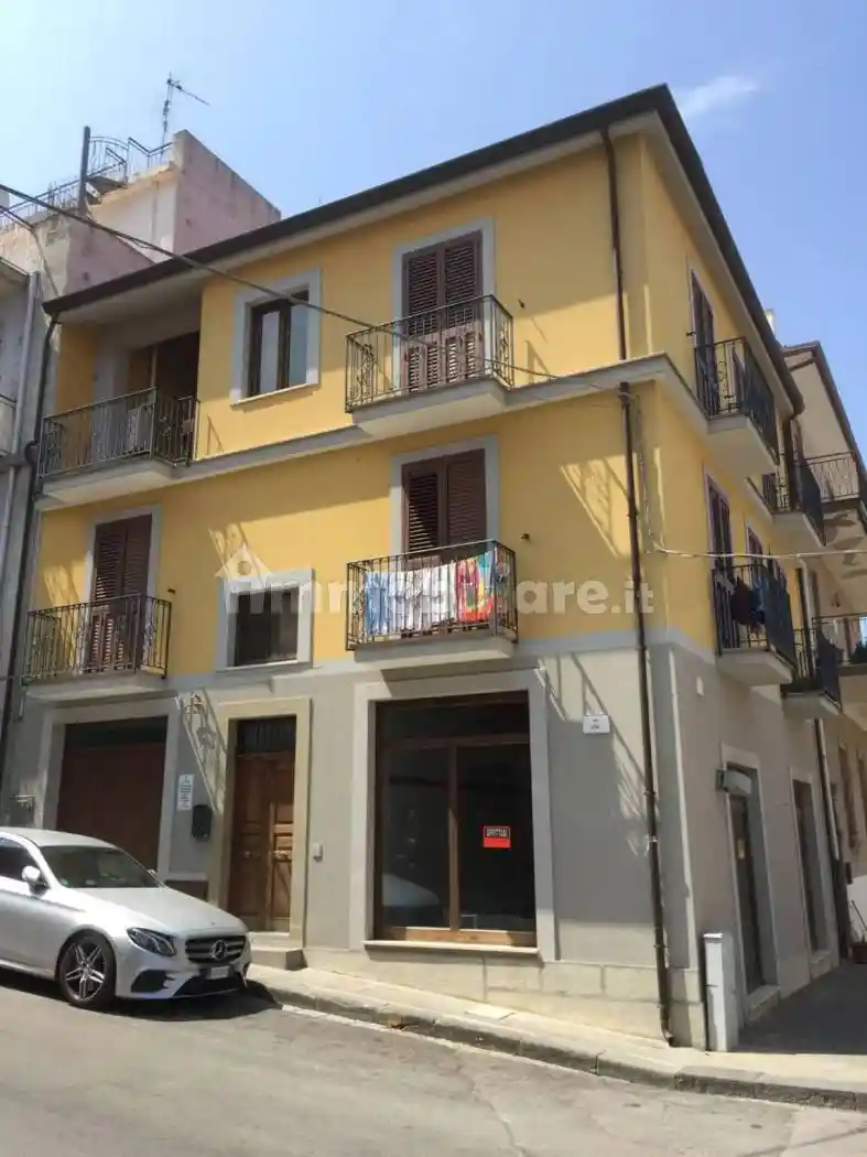 Palazzo - Edificio in Vendita - foto 3