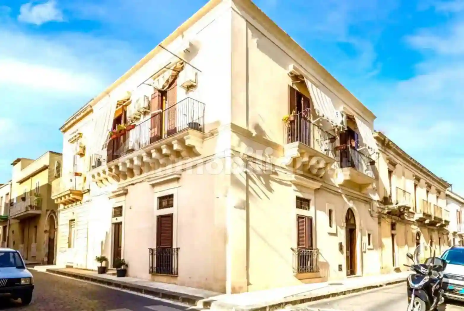 Palazzo - Edificio - foto 2