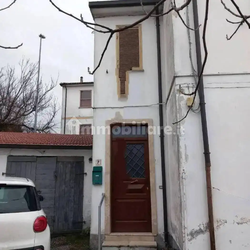 Villetta a schiera in vendita a Pescina