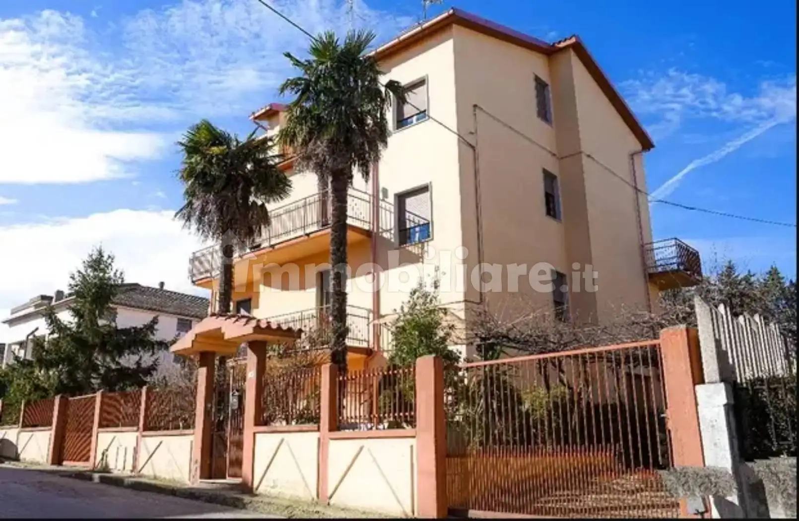 Palazzo - Edificio in vendita a Portocannone