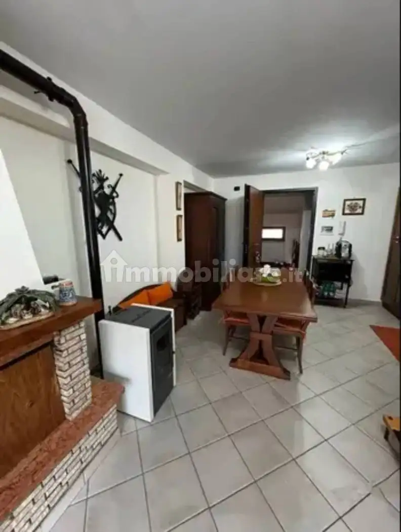 Appartamento in vendita a Campochiaro