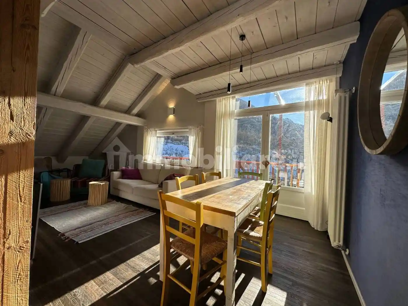 Appartamento in vendita a Sauze di Cesana