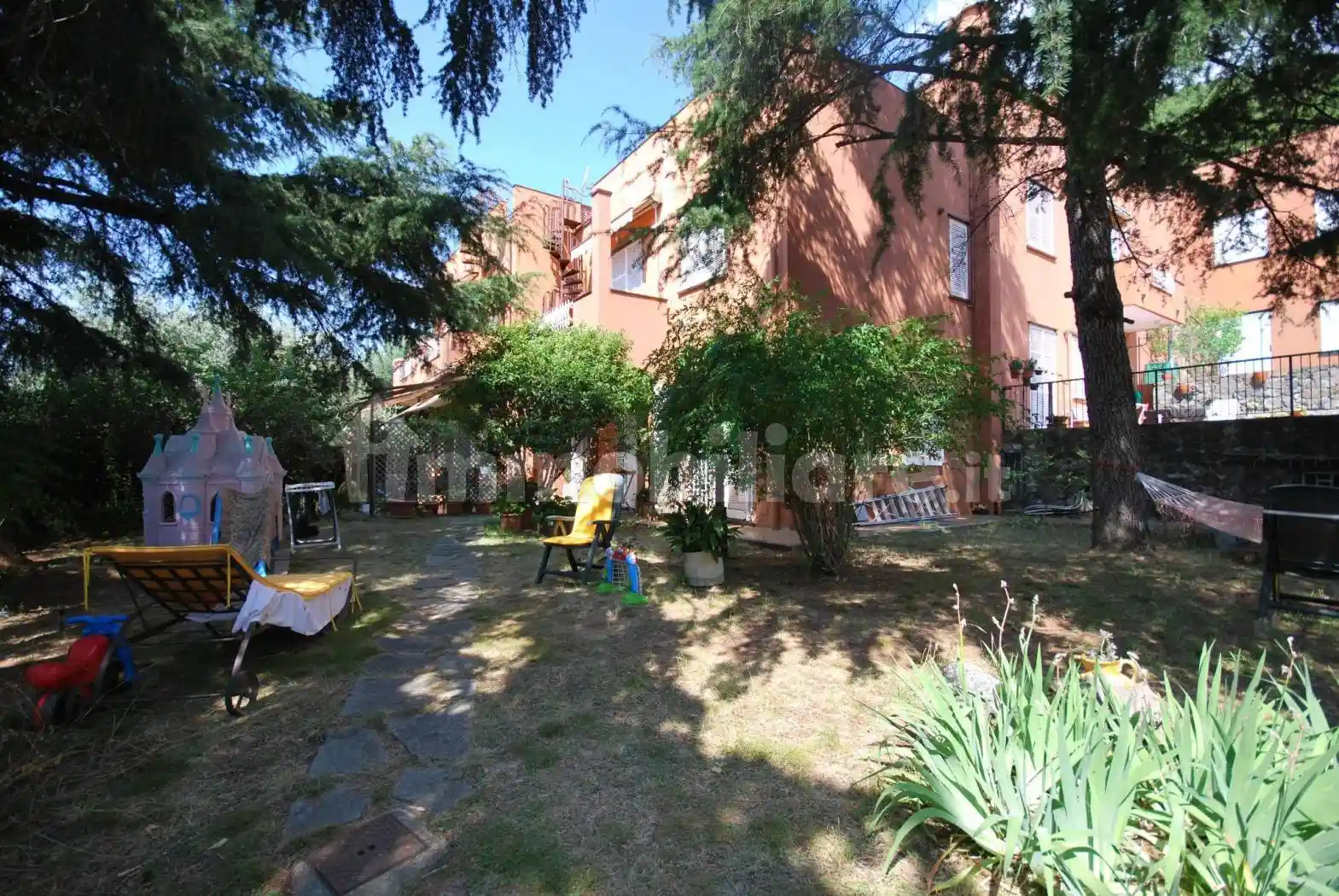 Appartamento in vendita a Varazze