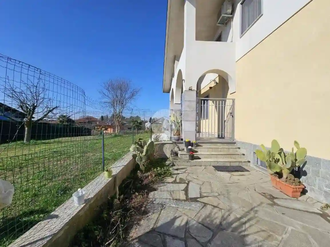 Villetta a schiera - foto 2