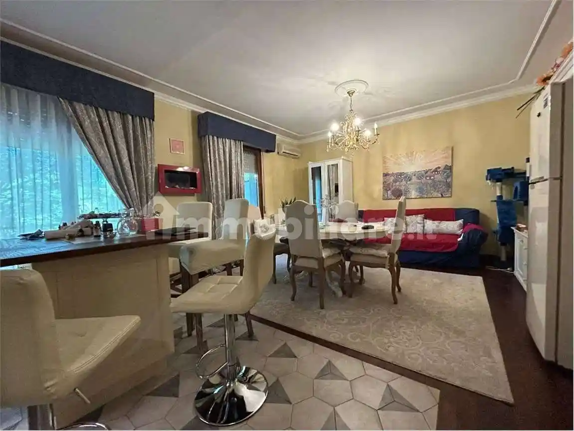 Appartamento in vendita a Sarzana