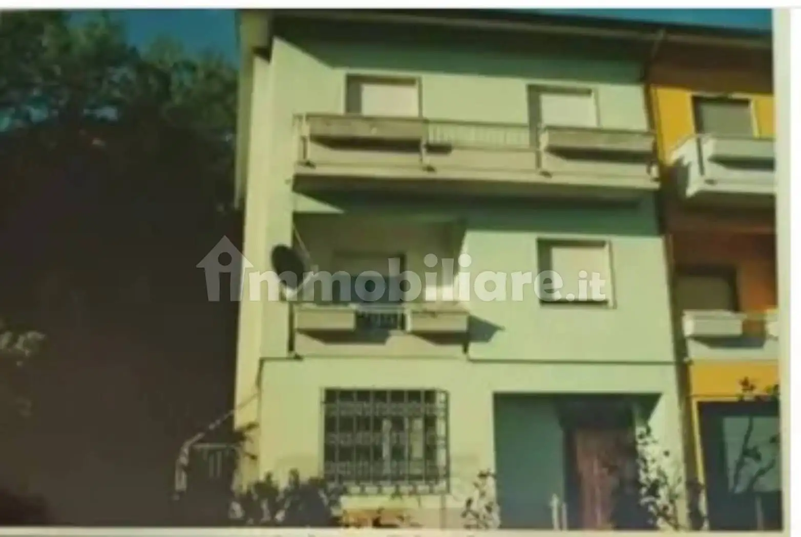 Villa in vendita a Tufo