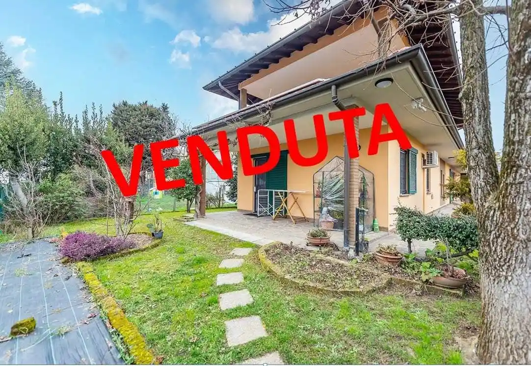 Villa in vendita a Gerenzano
