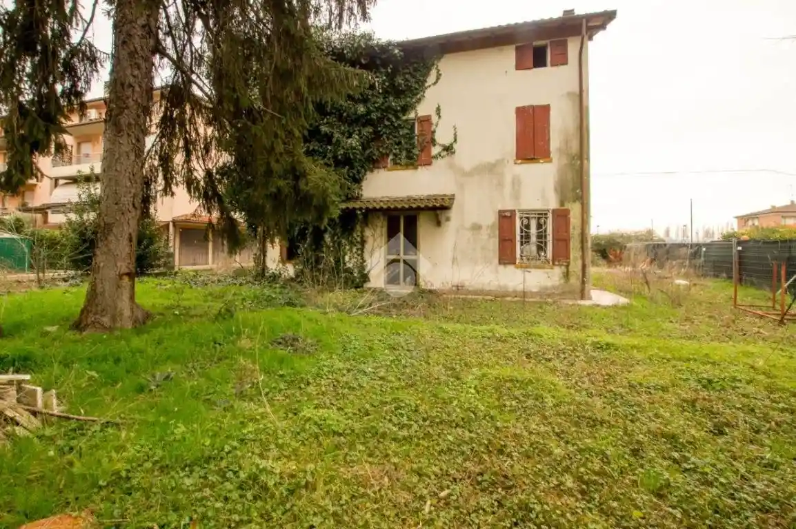 Rustico - Casale in vendita a Soliera
