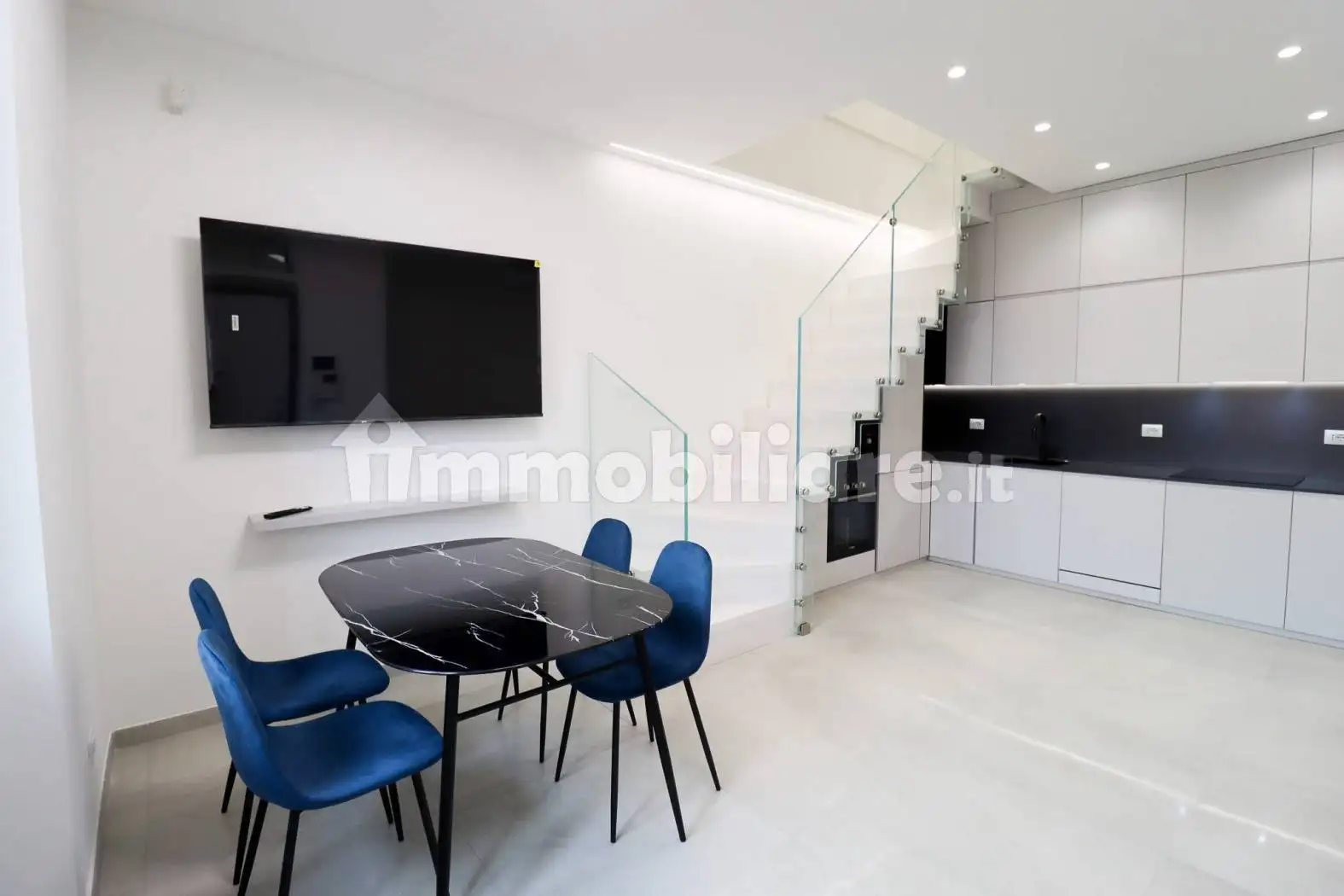 Penthouse - Attic in vendita a Milan