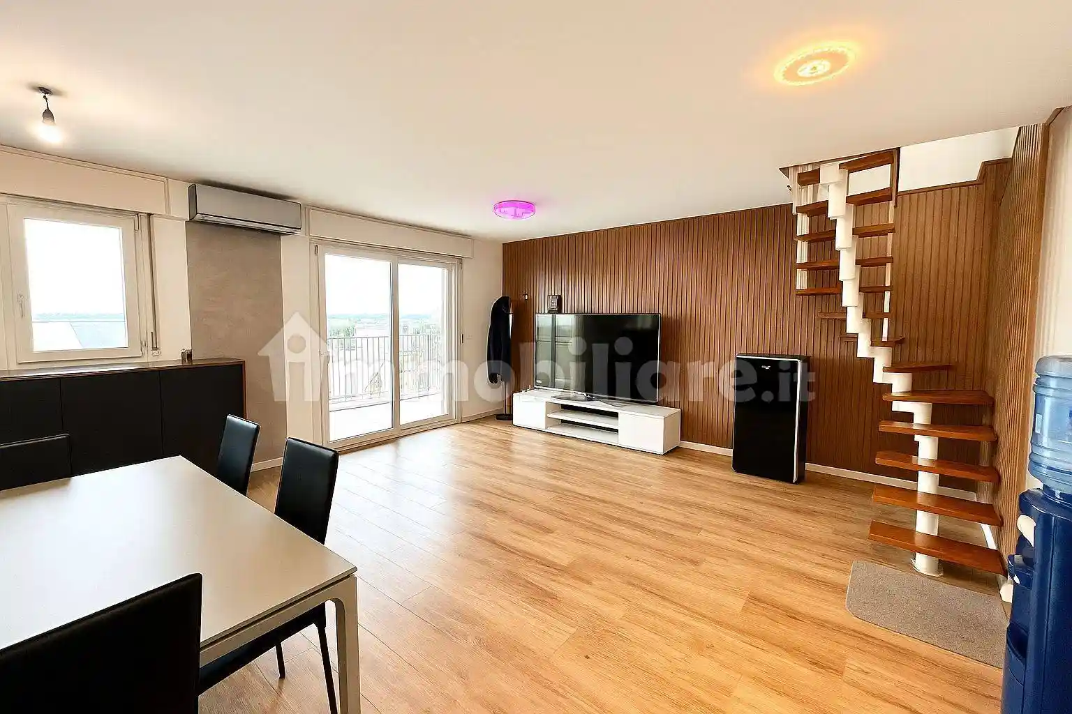 Appartamento in vendita a Trezzano sul Naviglio