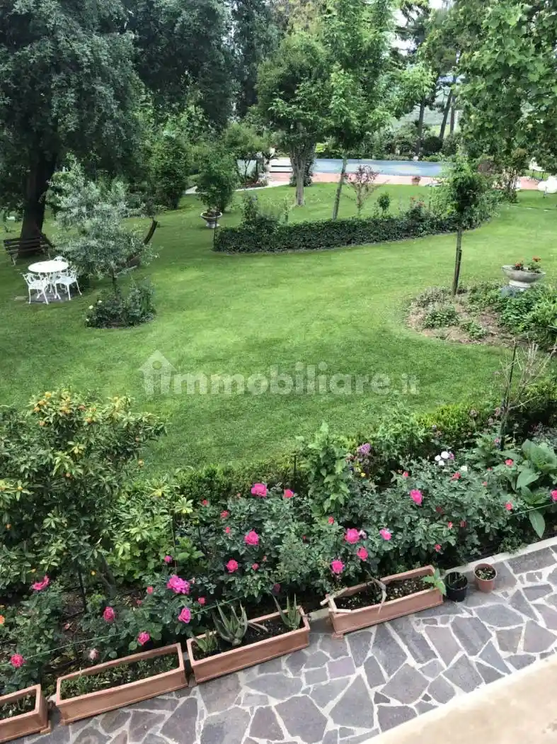 Villa unifamiliare via Leonardo Petruzzi 112, San Martino Bassa, Città Sant'Angelo - foto 4