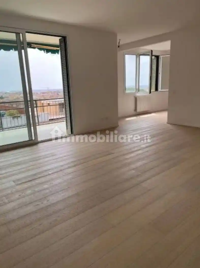 Appartamento in vendita a Pietra Ligure