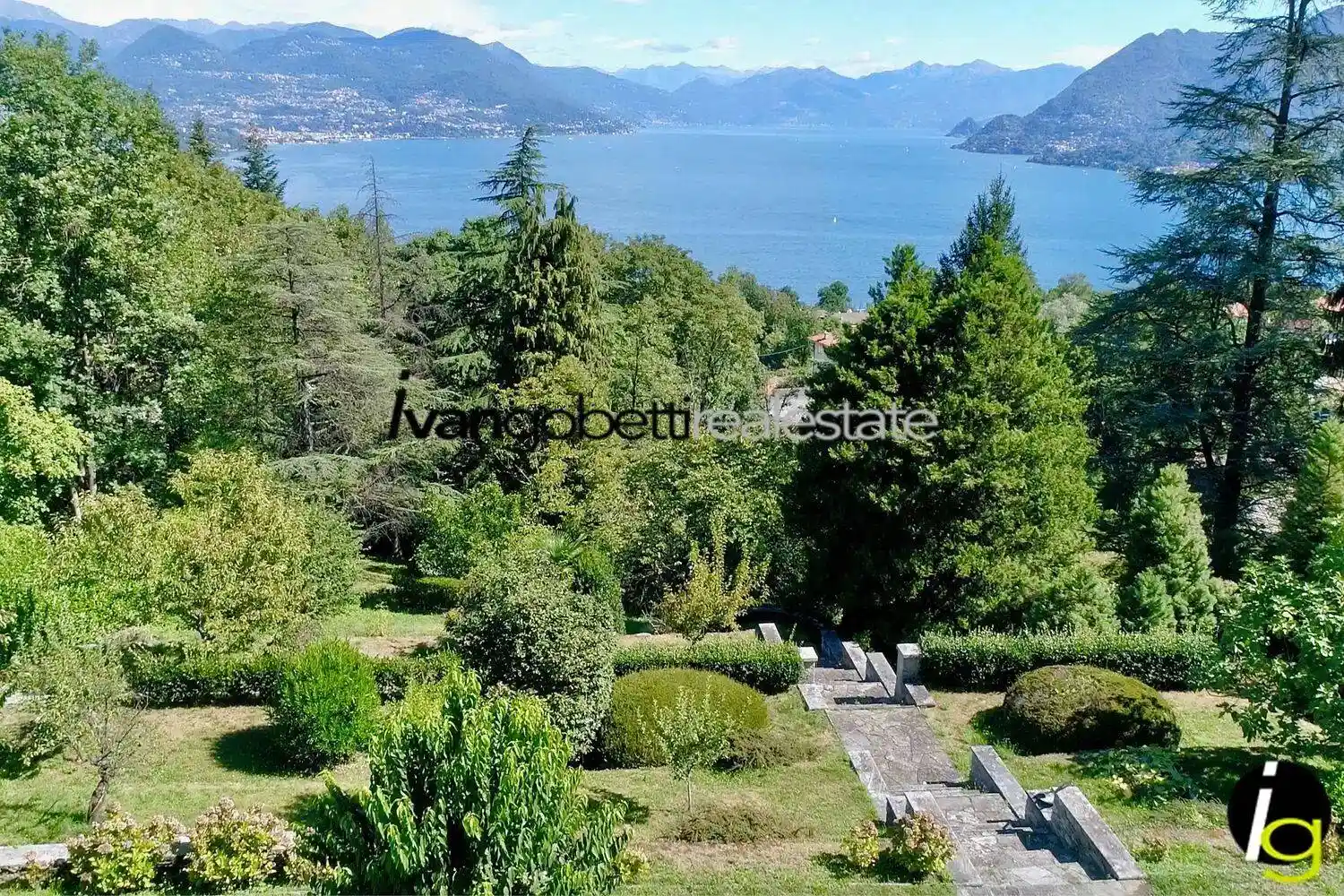 Villa in vendita a Stresa