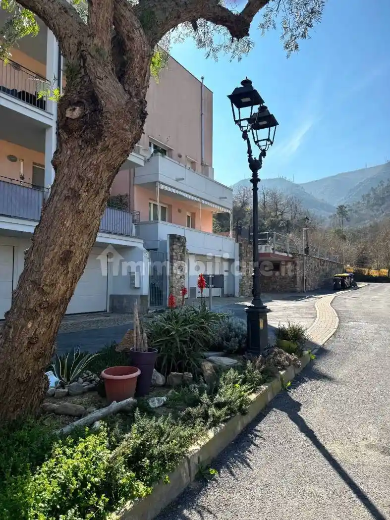 Appartamento in vendita a Albenga